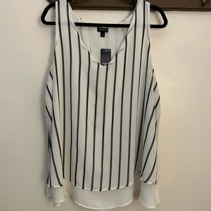 TORRID WHITE STRIPE VNECK DRESS TOP